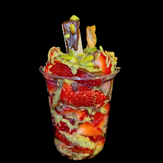 Strawberries | Dubai Chocolate Pistachio